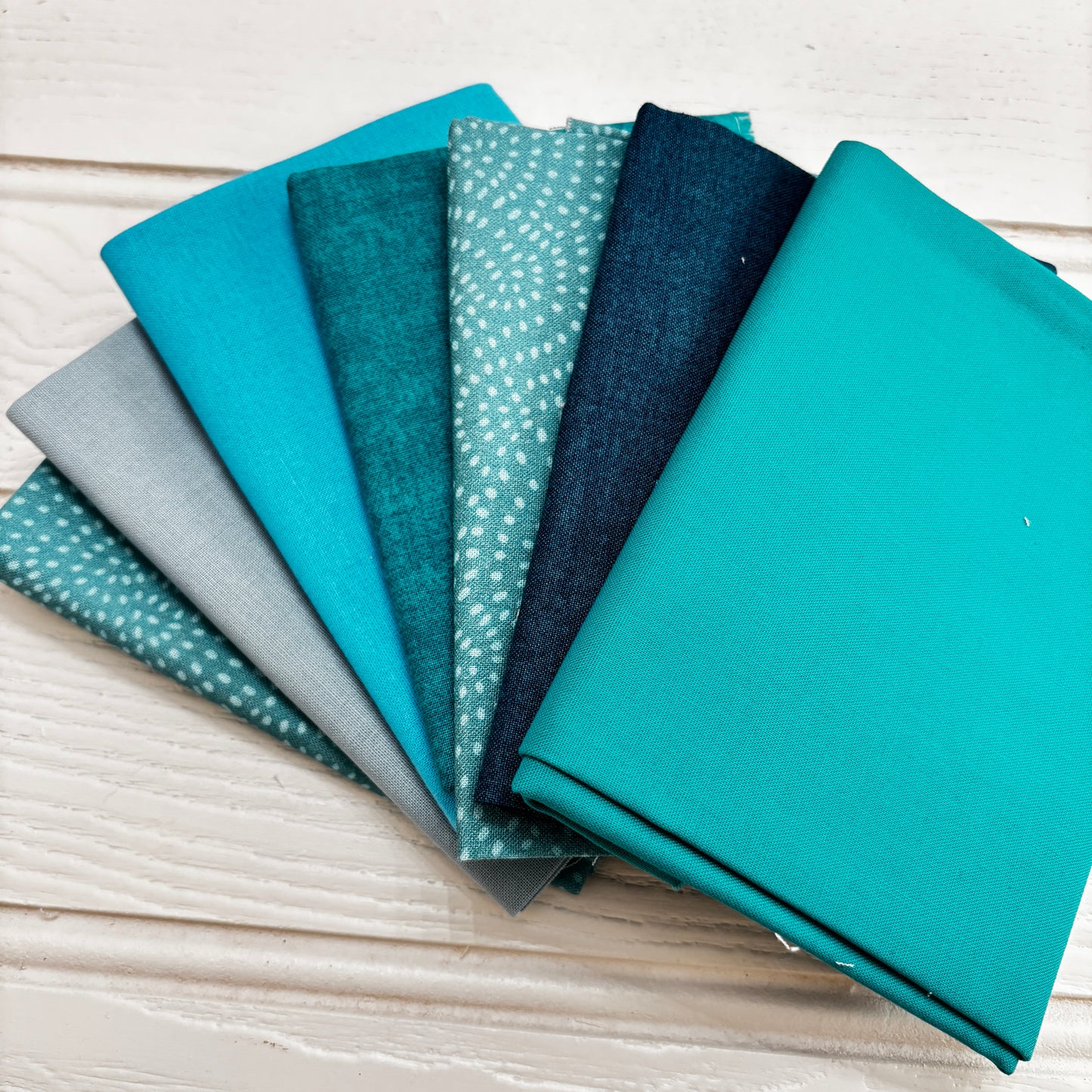 Teal / aqua blue solid and blender bundle 24