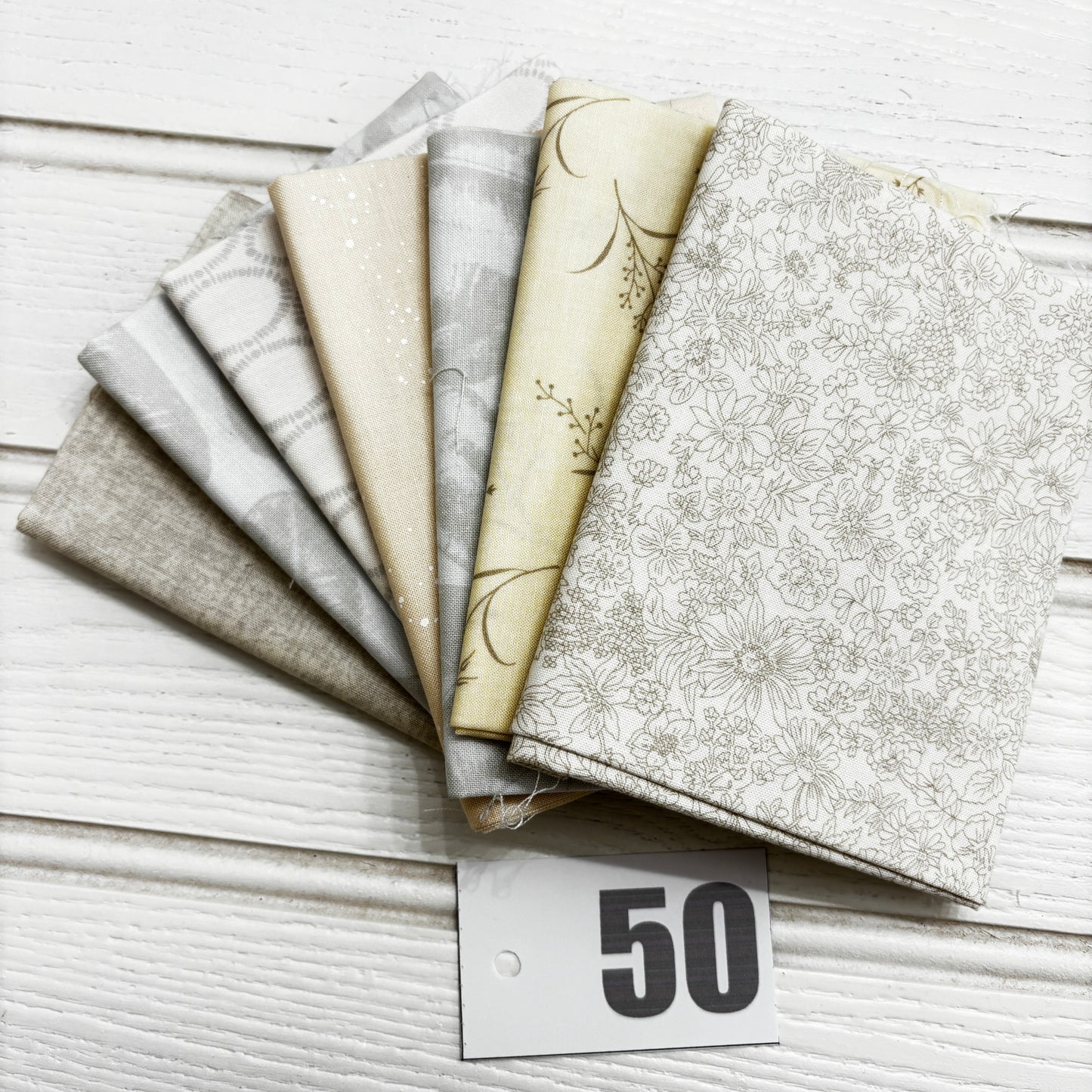 Cream / white solid and blender bundle 50
