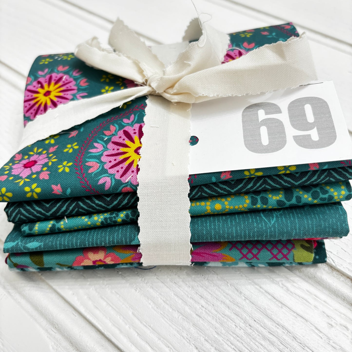 Moda Parlour print bundle 69