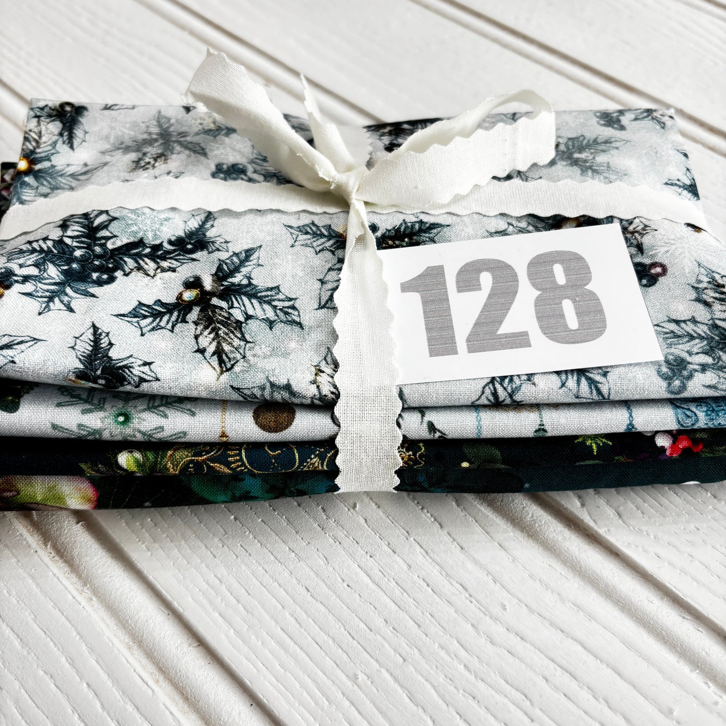 Robert Kaufman Holiday Bundle 128