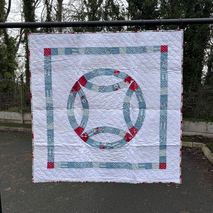 Single Wedding Ring Quilt – 44” square (Q11)