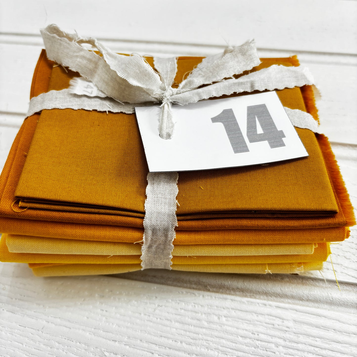 Yellow solid and blender bundle 14