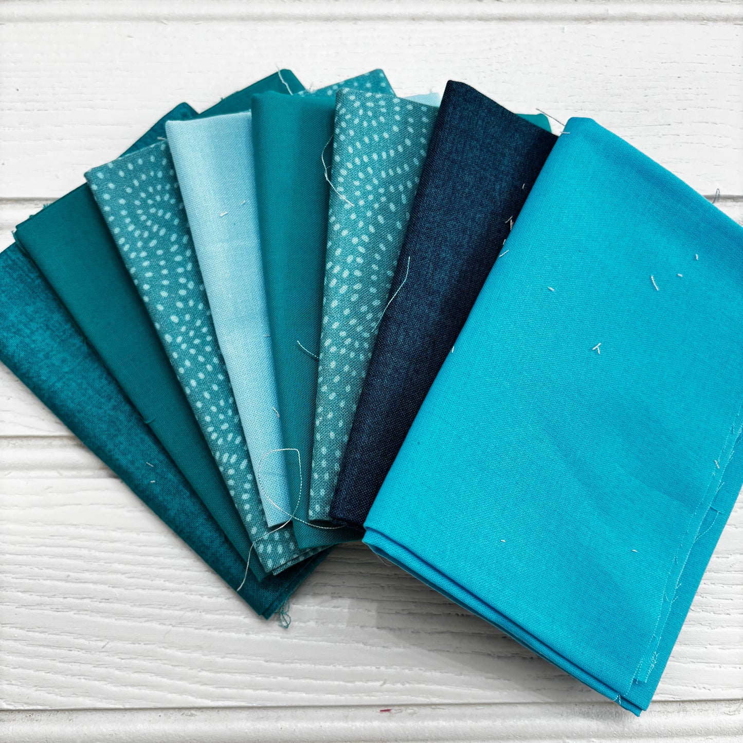 Teal / aqua blue solid and blender bundle 22