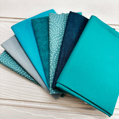 Teal / aqua blue solid and blender bundle 24