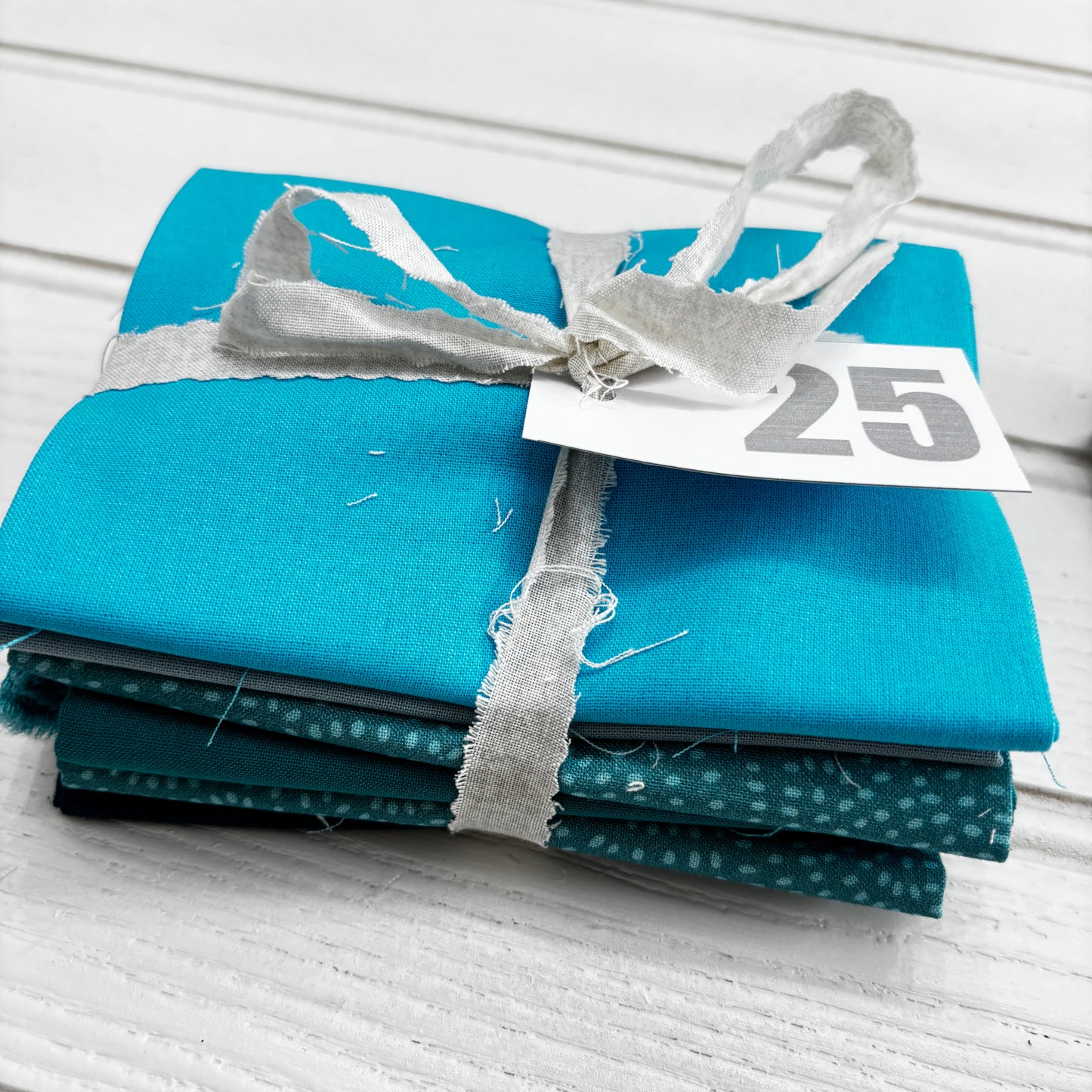 Teal / aqua blue solid and blender bundle 25