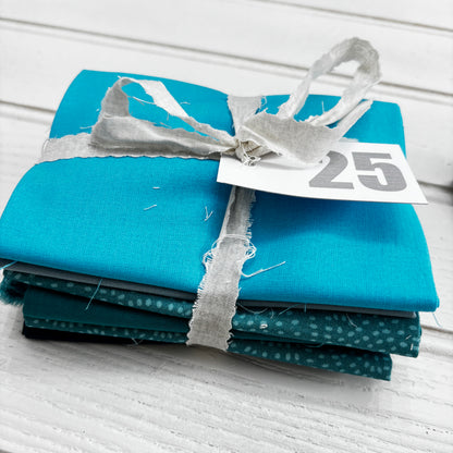 Teal / aqua blue solid and blender bundle 25