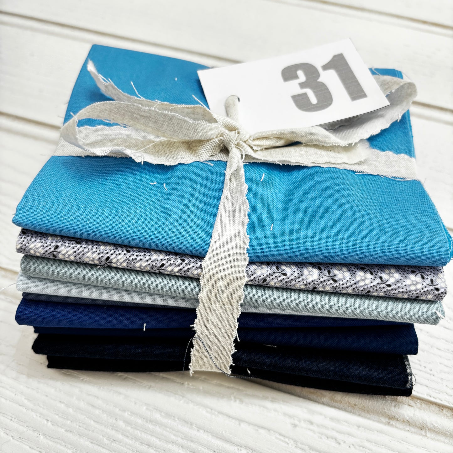 Blue solid and blender bundle 31