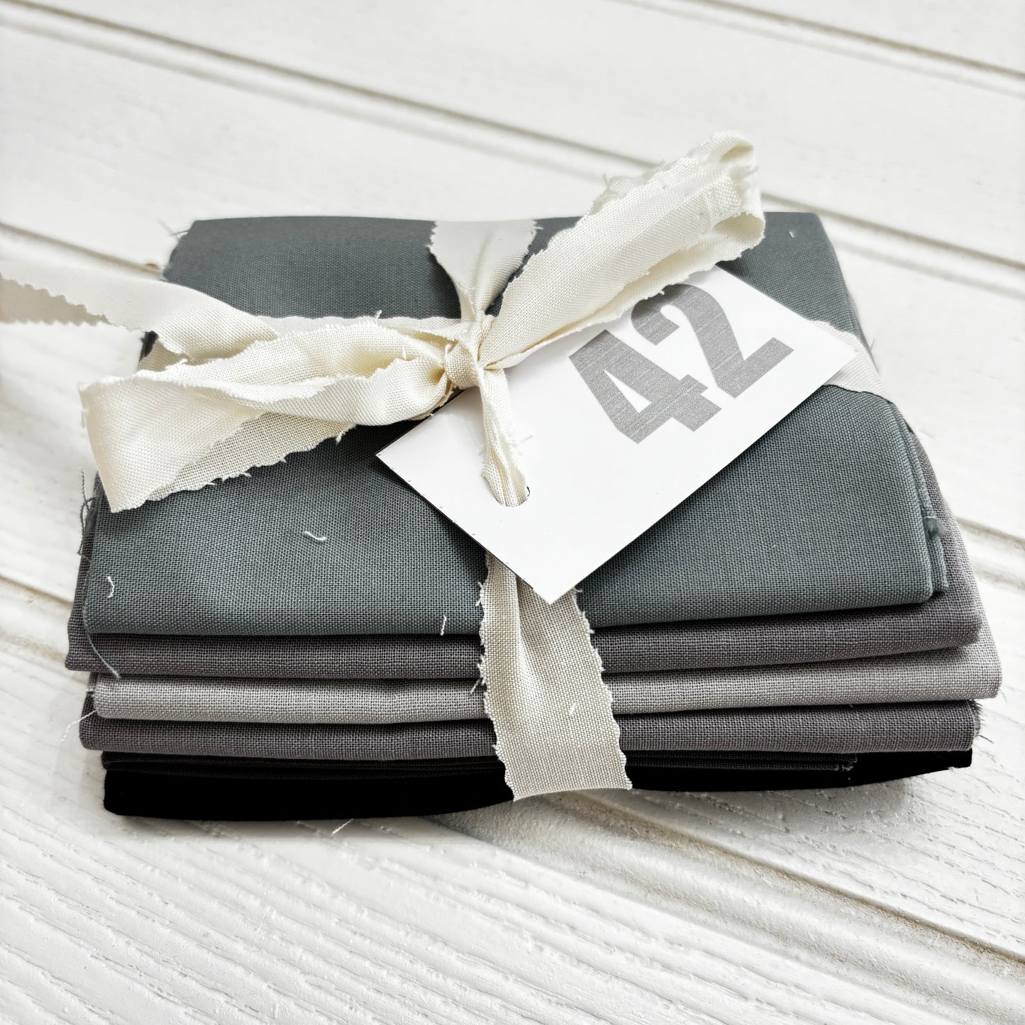 Grey solid and blender bundle 42