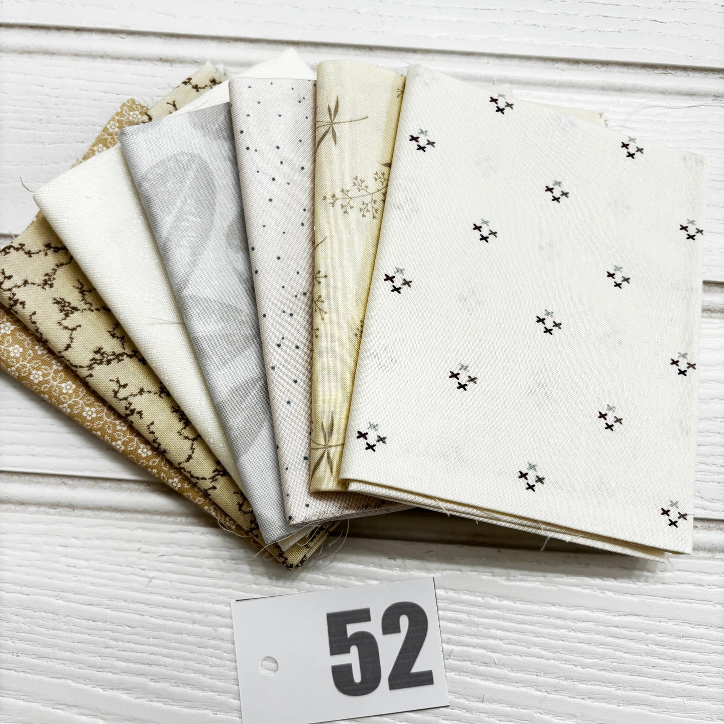 Cream / white solid and blender bundle 52