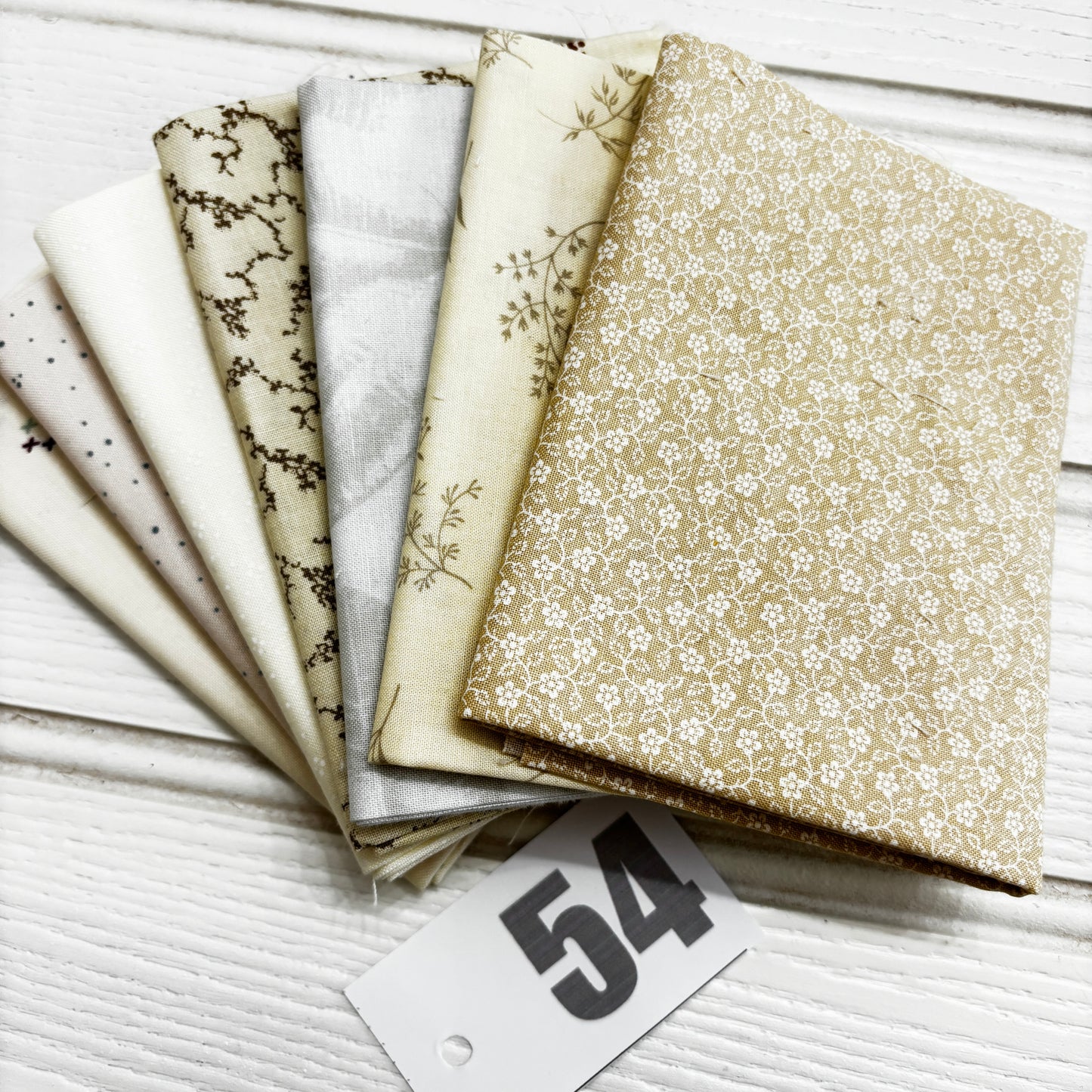 Cream / white solid and blender bundle 54