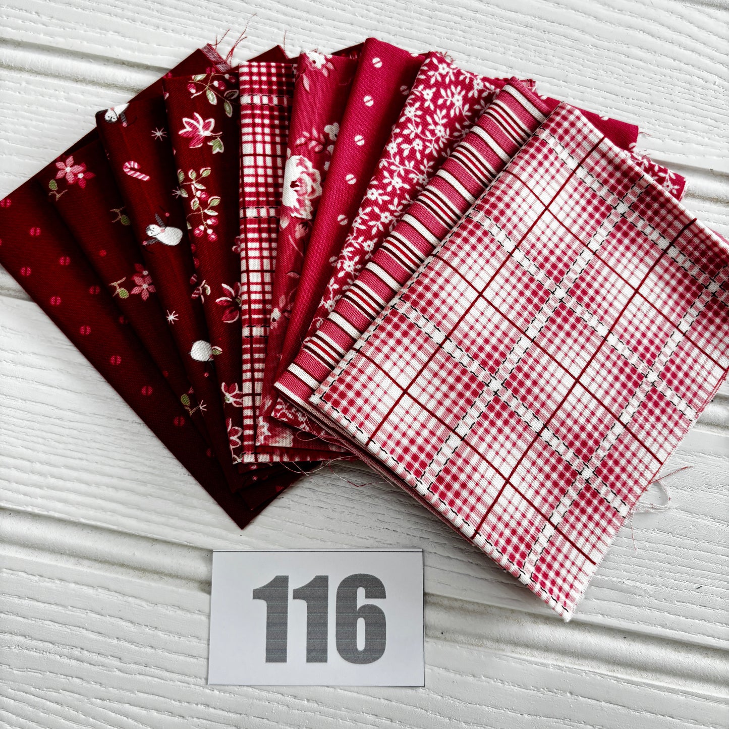 Moda A very sweet Christmas by Bunny Hill print bundle 116