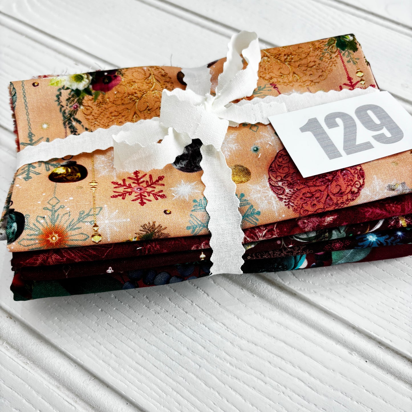 Robert Kaufman Holiday Bundle 129