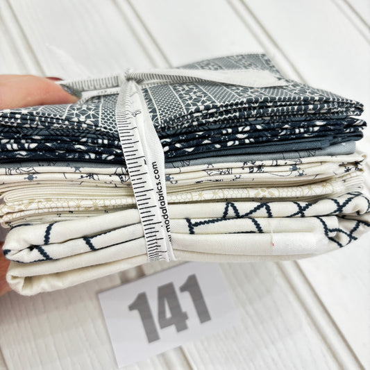 Moda Primitive Gatherings Snowman Gatherings Bundle 141