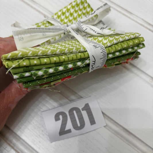Poinsettia and Pear by Sherri and Chelsi Bundle 201