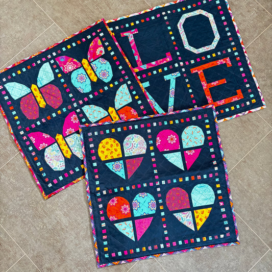 John Scott Sambramha set of three Cushion covers - 20" square