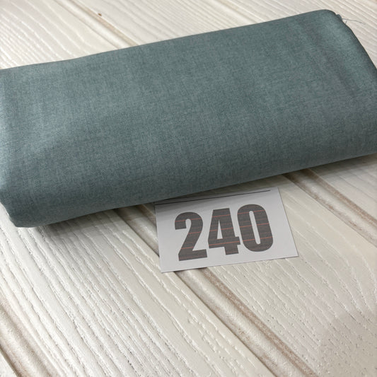 1.5m piece of Makower linen tedxture (240)